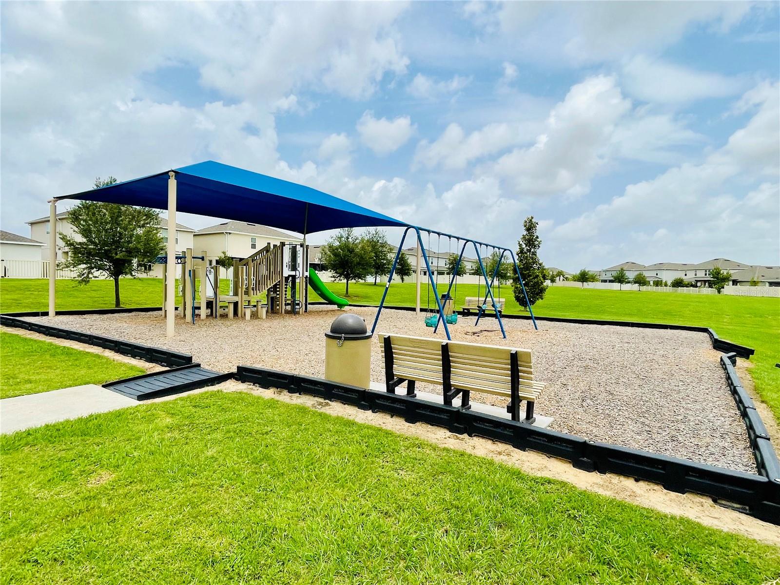 452 Lemongrass Road, FL