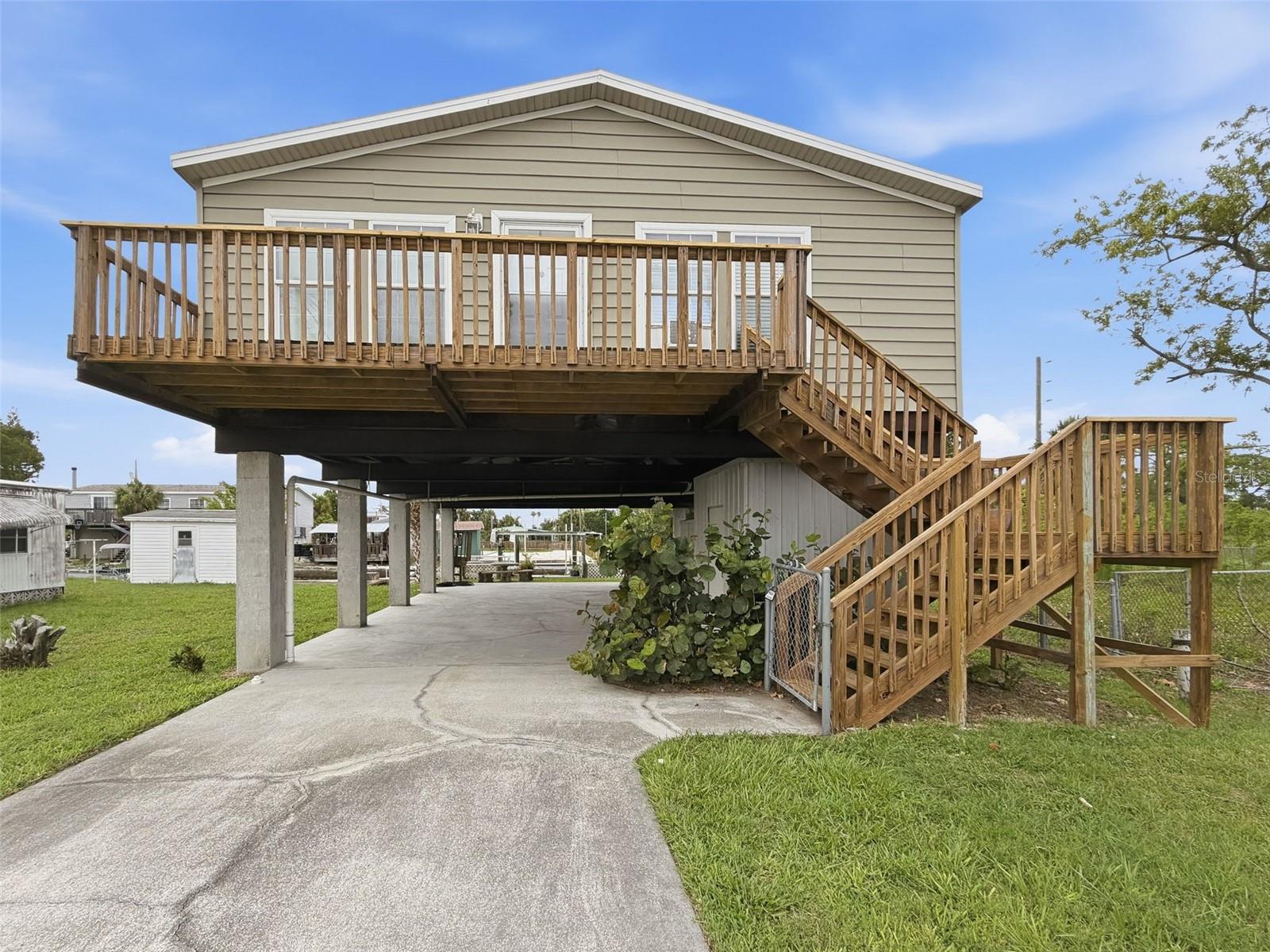 6839 Curlew Lane, FL