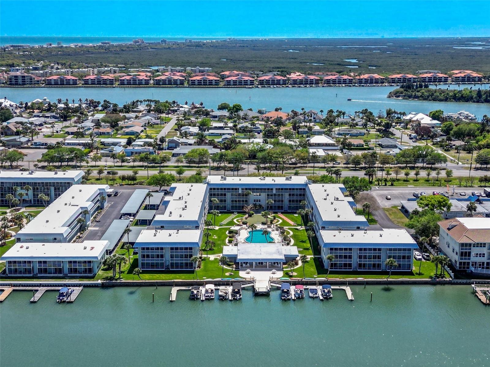 315 Causeway, FL