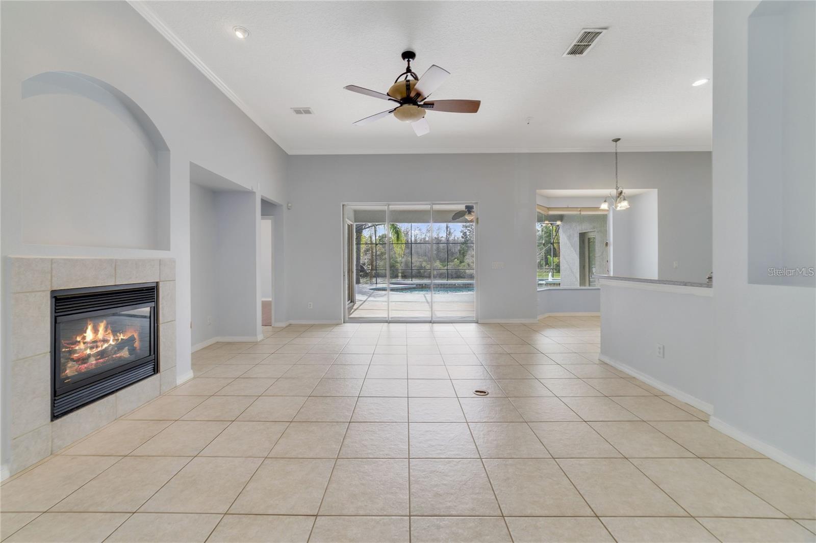 1434 Anna Catherine Drive, FL