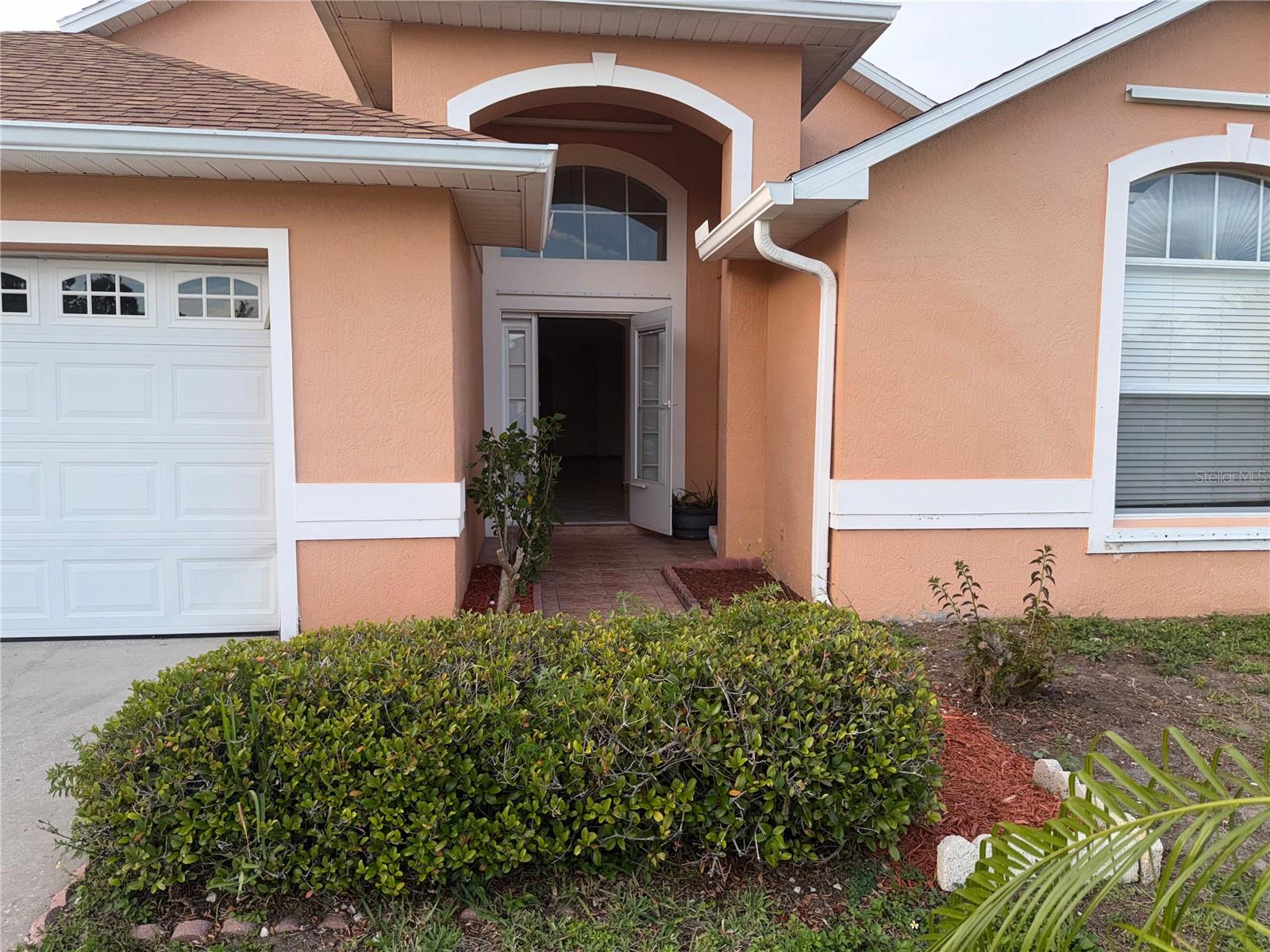 2527 Hikers Court, FL