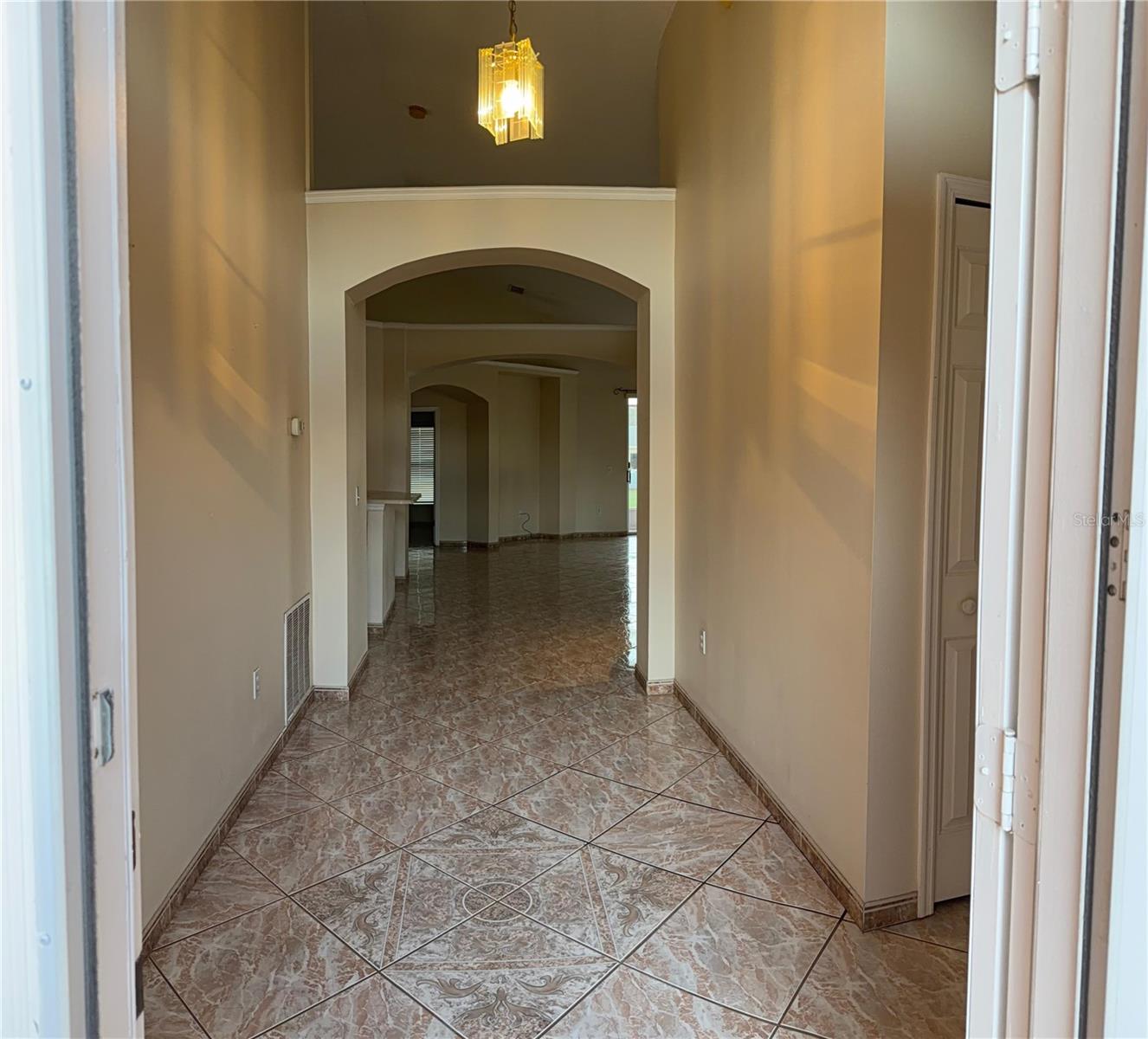 2527 Hikers Court, FL