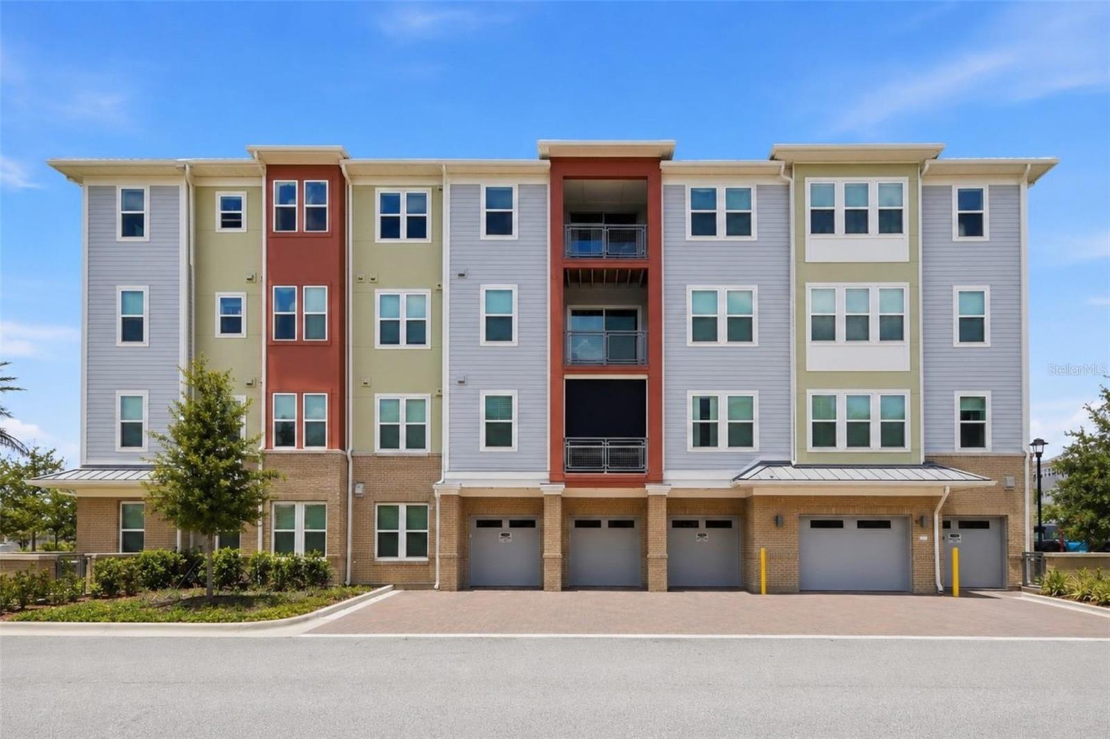 7521 Laureate Boulevard, FL