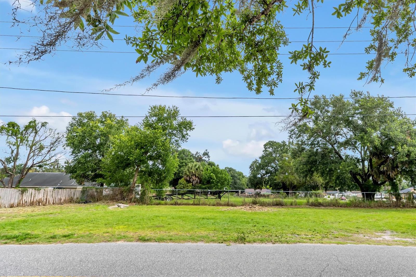 100 Pine Hills Road, FL