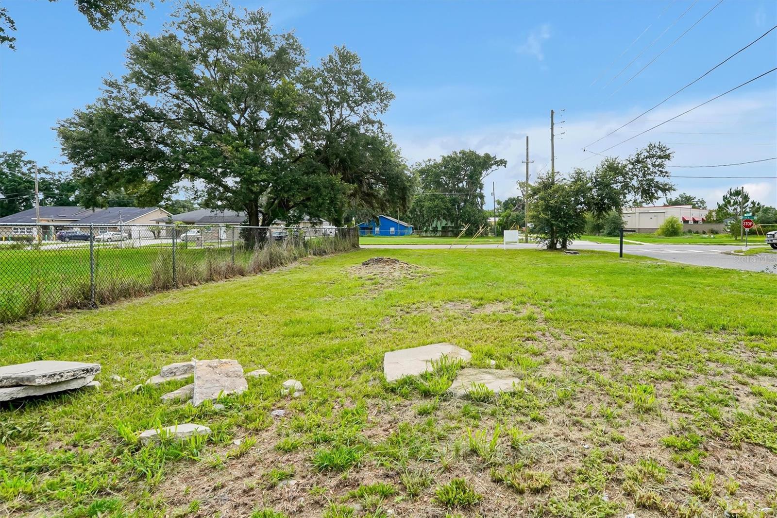 100 Pine Hills Road, FL
