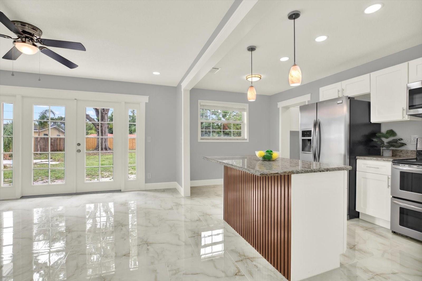 4521 Tarpon Drive, FL