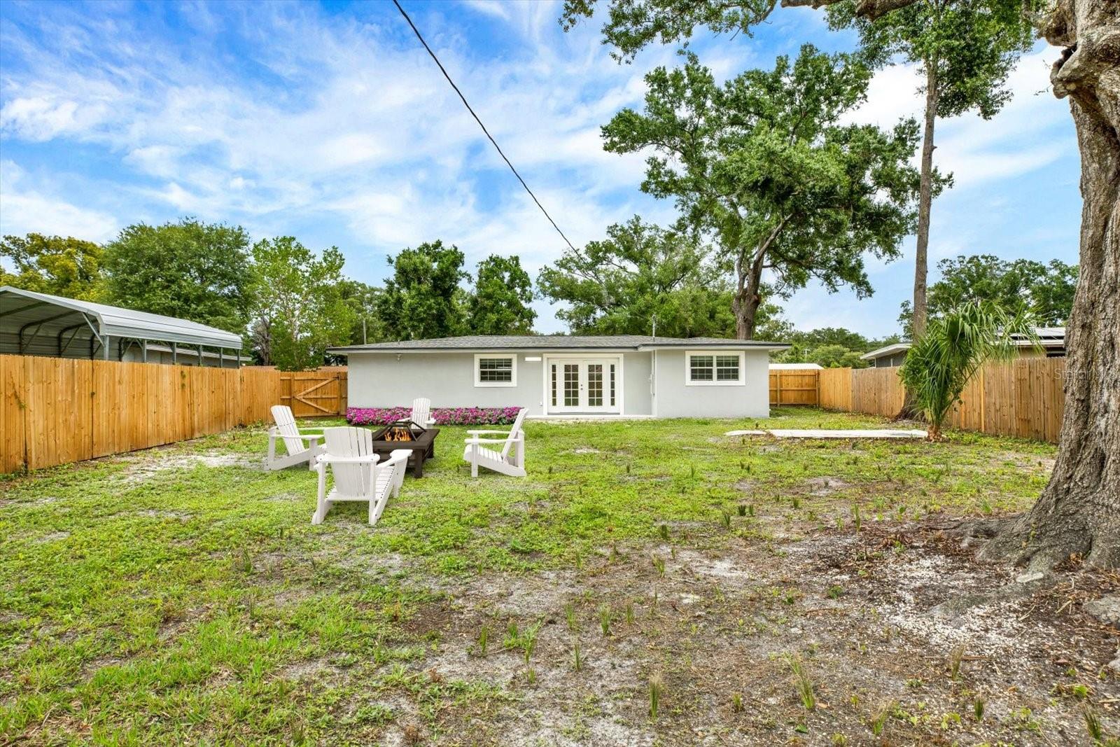 4521 Tarpon Drive, FL