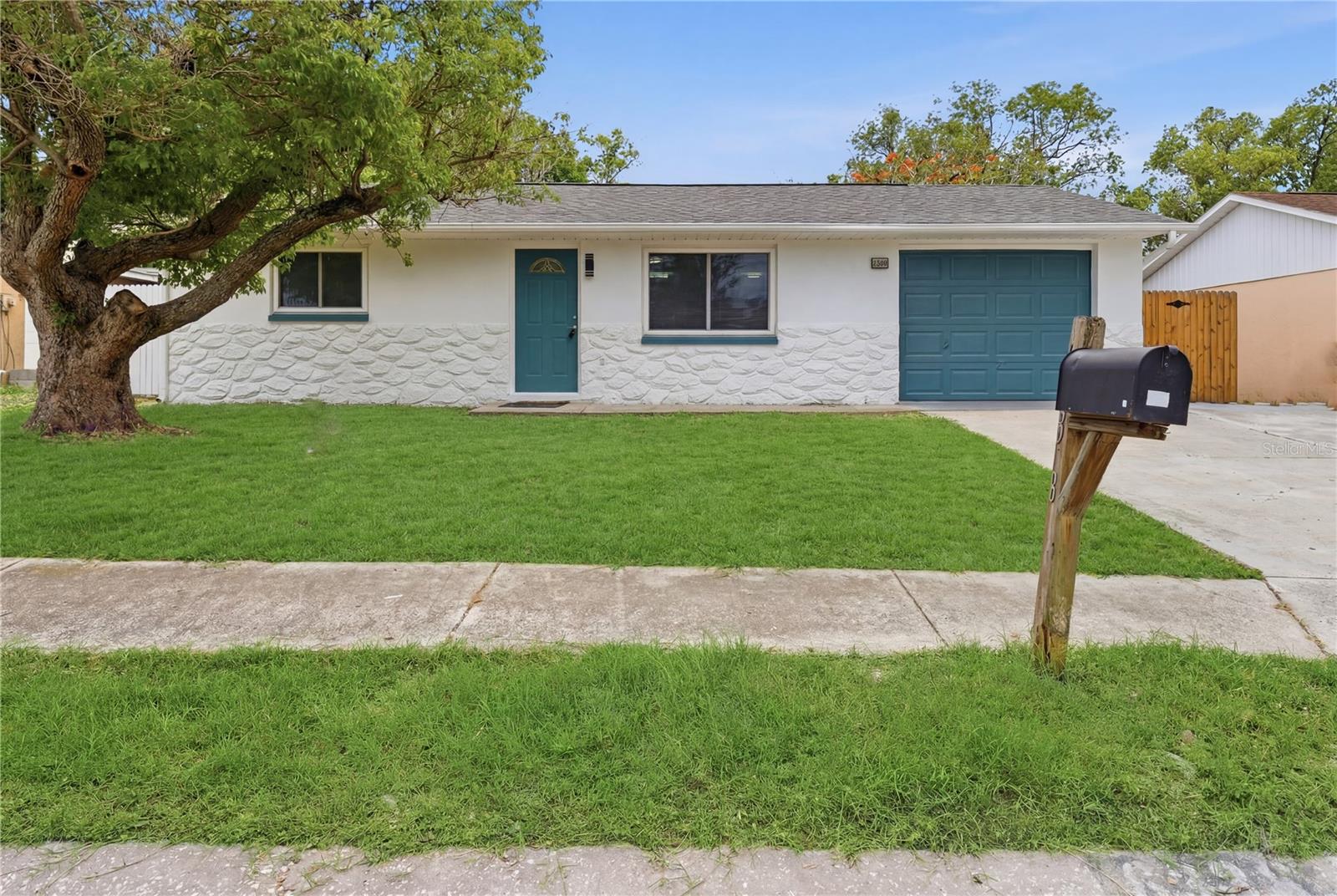 6338 Aberdeen Ave, FL