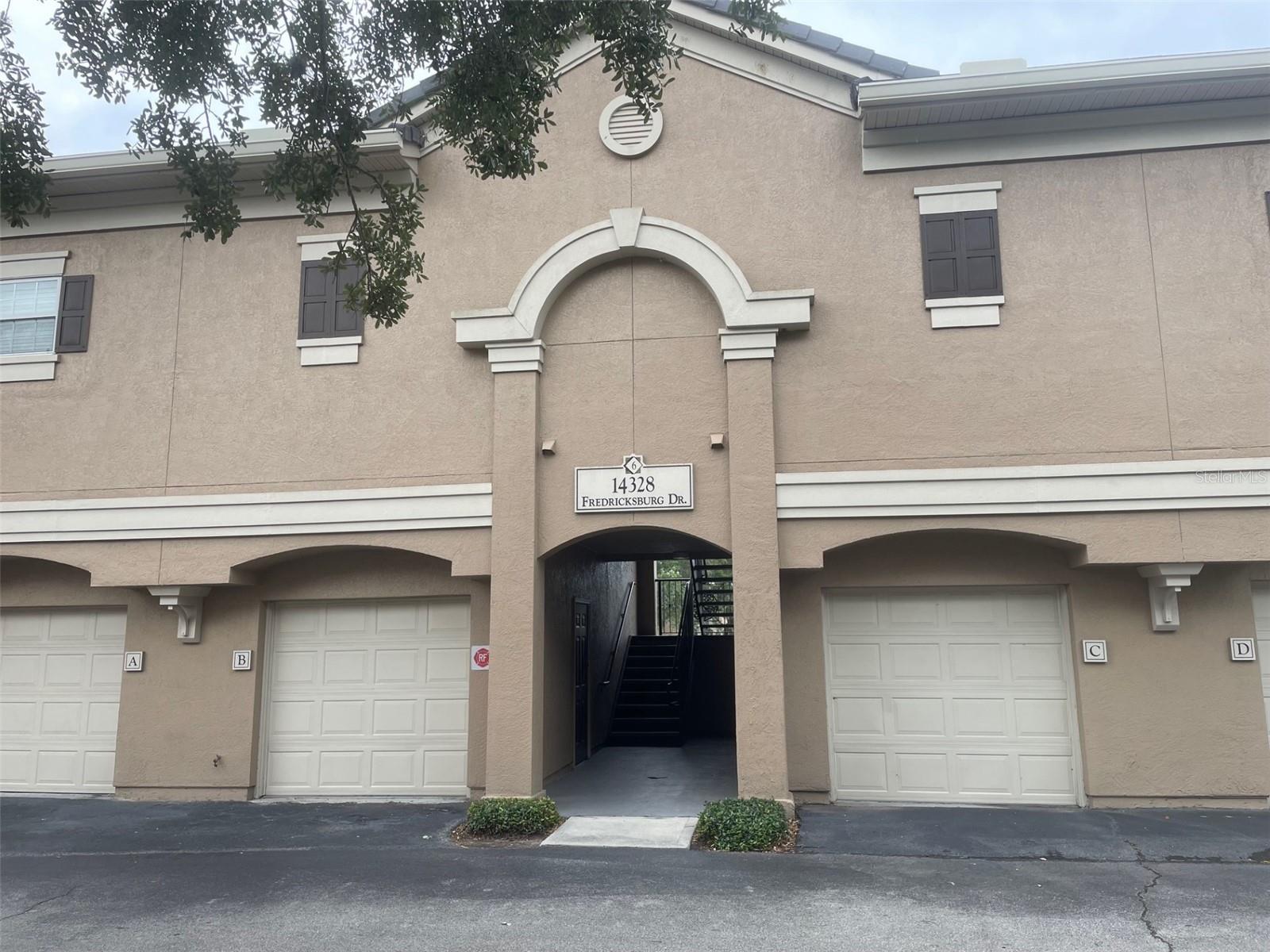 14328 Fredricksburg Drive, FL