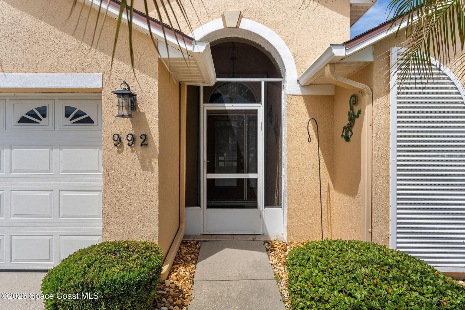 992 Shaw Circle, FL