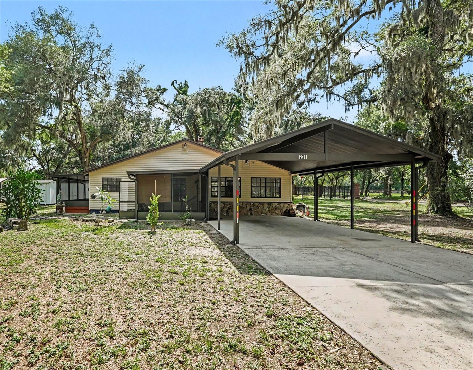 231 Duke Simms Road, FL