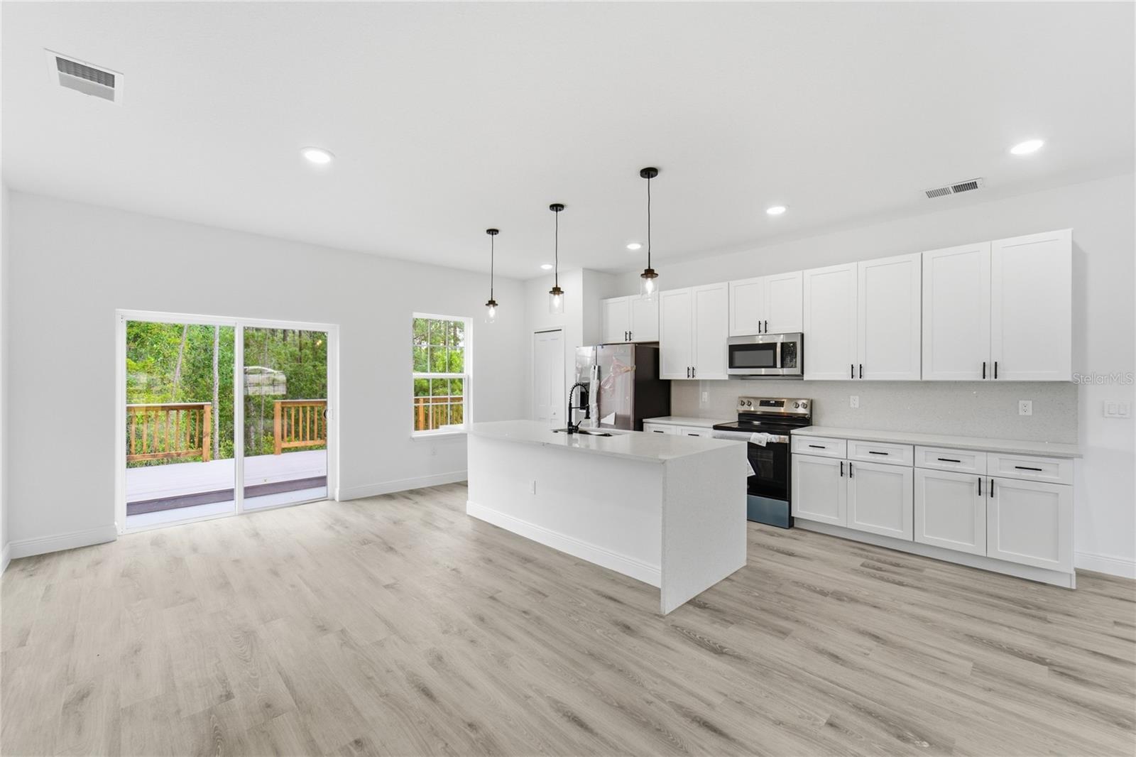 785 Marion Oaks Trl, FL