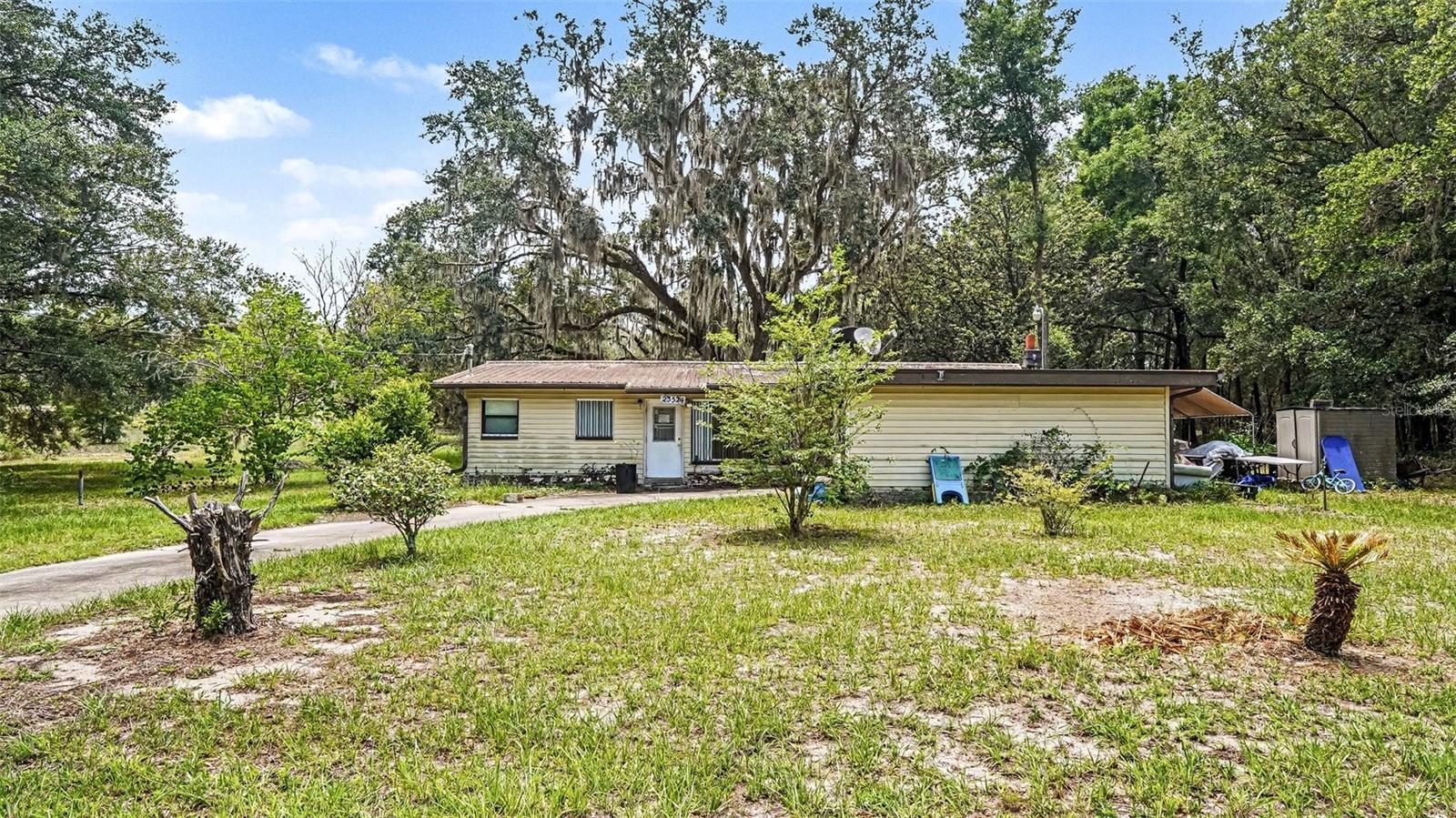 23524 Tamarix Court, FL