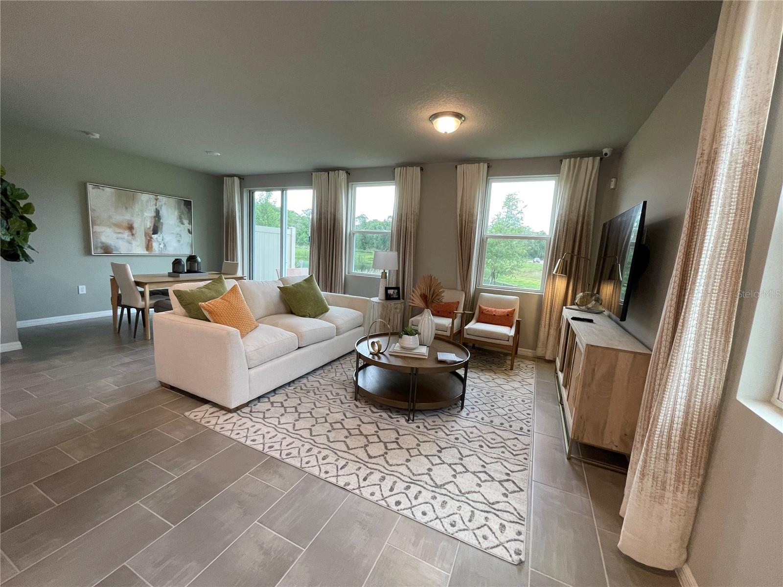 732 Legacy Drive, FL