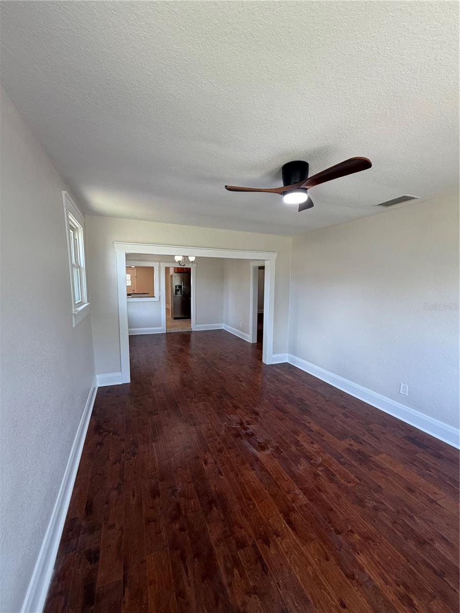 919 Plymouth Street, FL