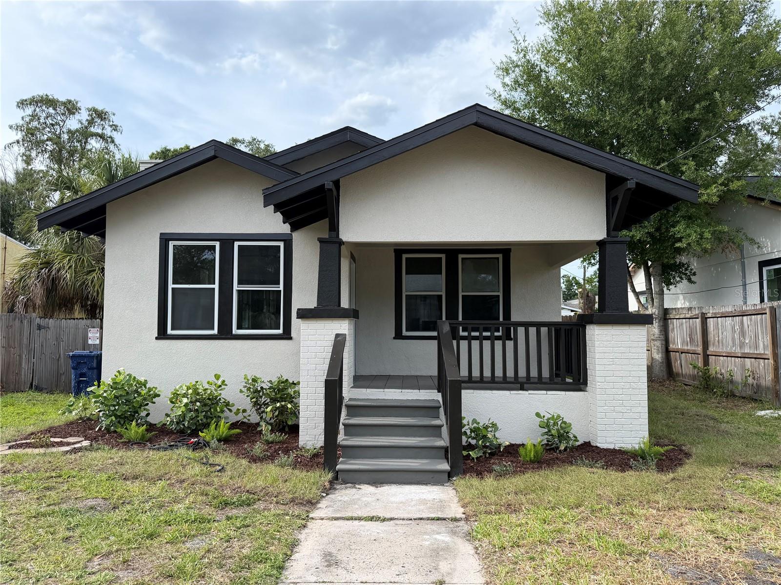 919 Plymouth Street, FL
