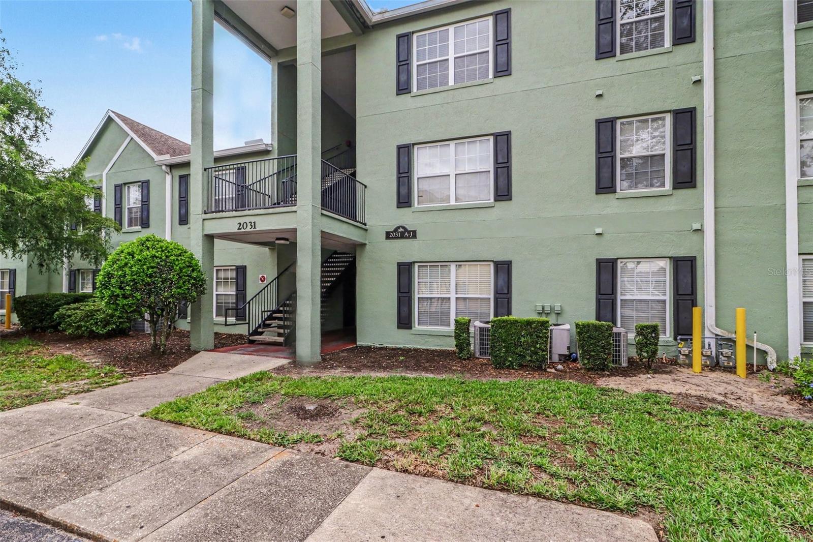 2031 Dixie Belle Drive, FL