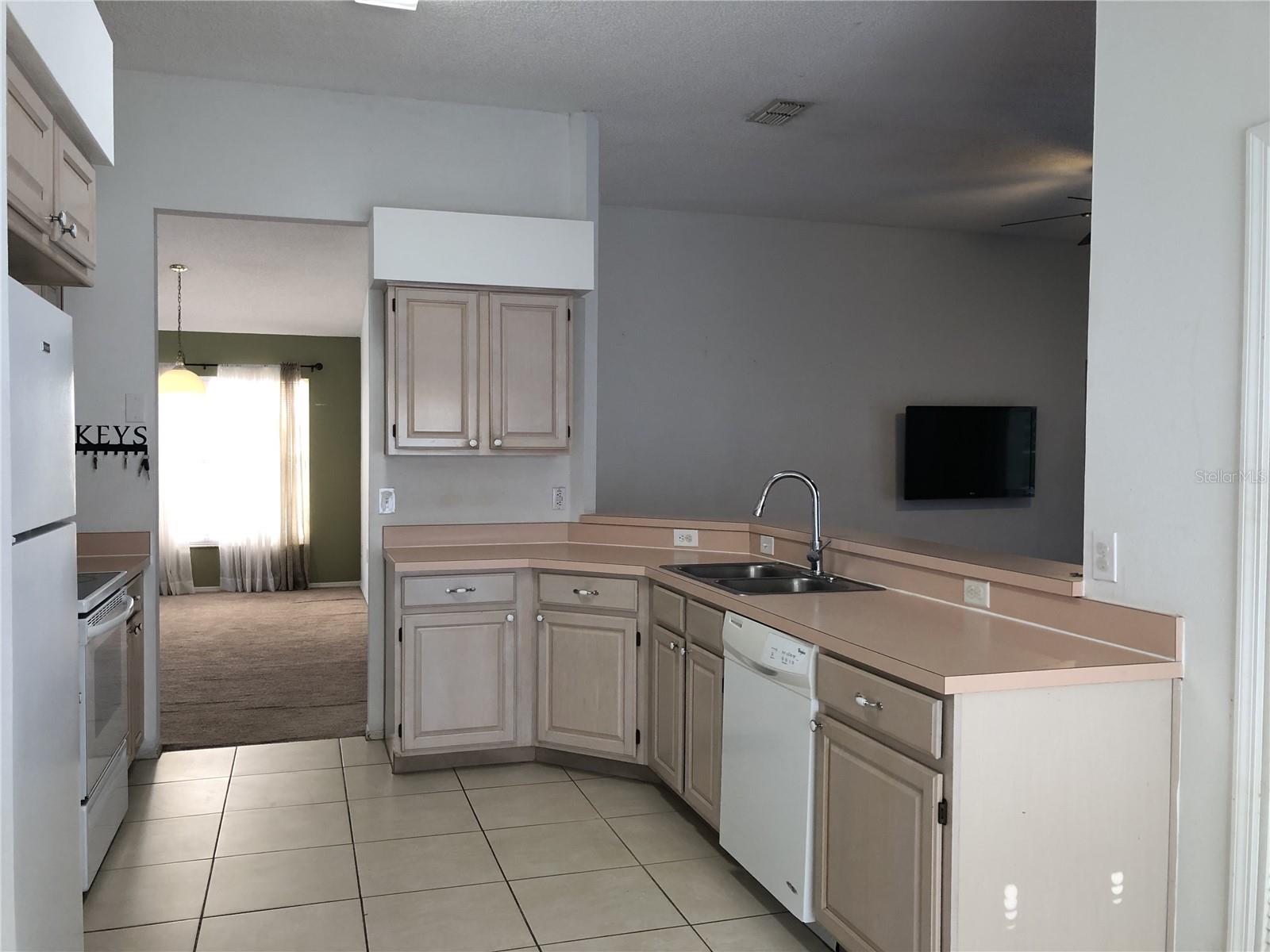 2673 Chatham Circle, FL