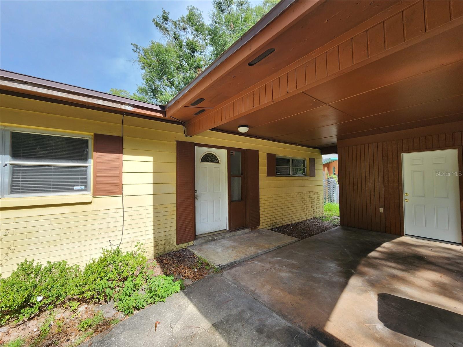 2831 17 Drive, FL