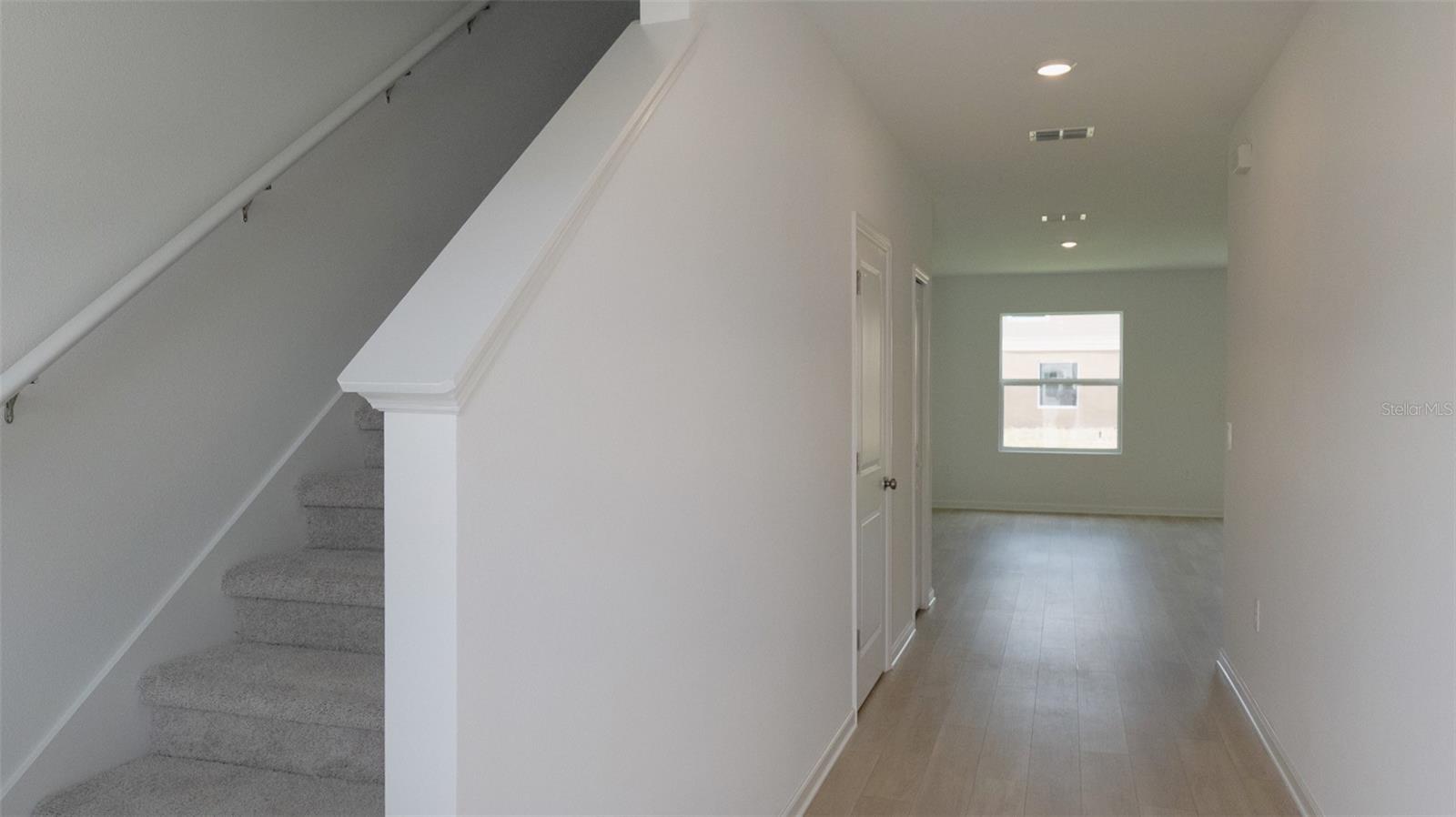 6433 Domizio Drive, FL