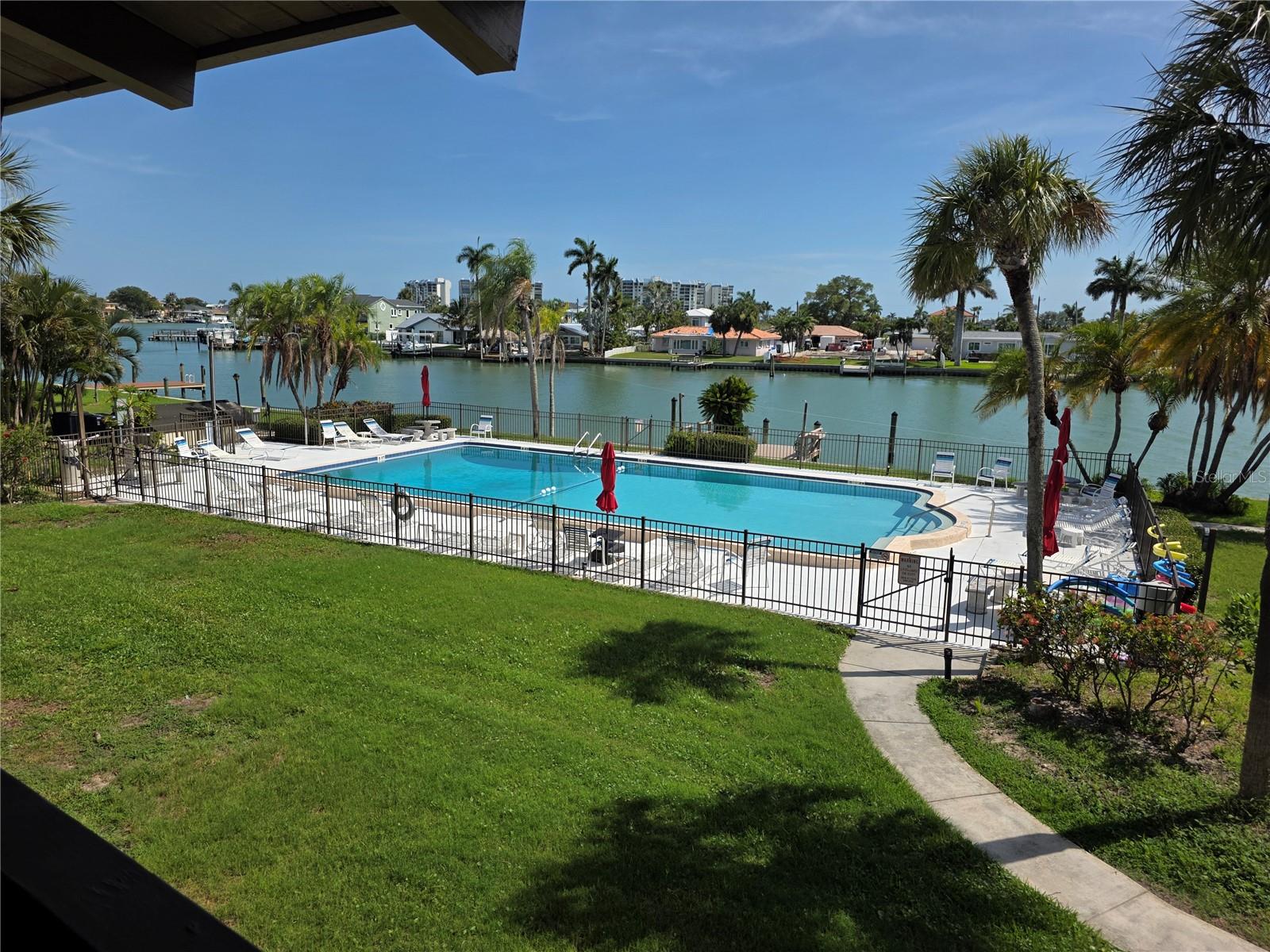 507 Plaza Seville Court, FL