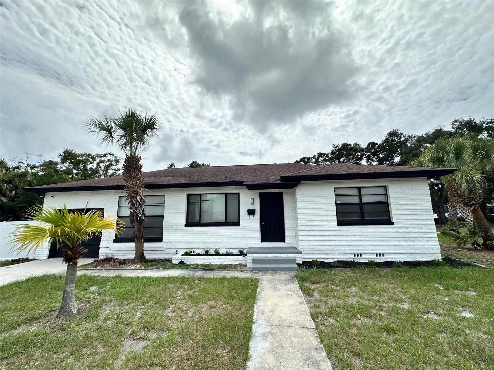 2001 30th Street, FL