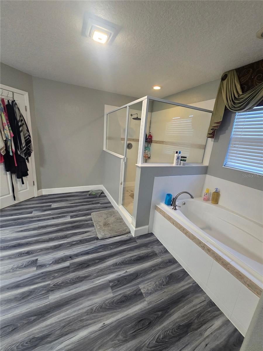510 Brookeshire Drive, FL