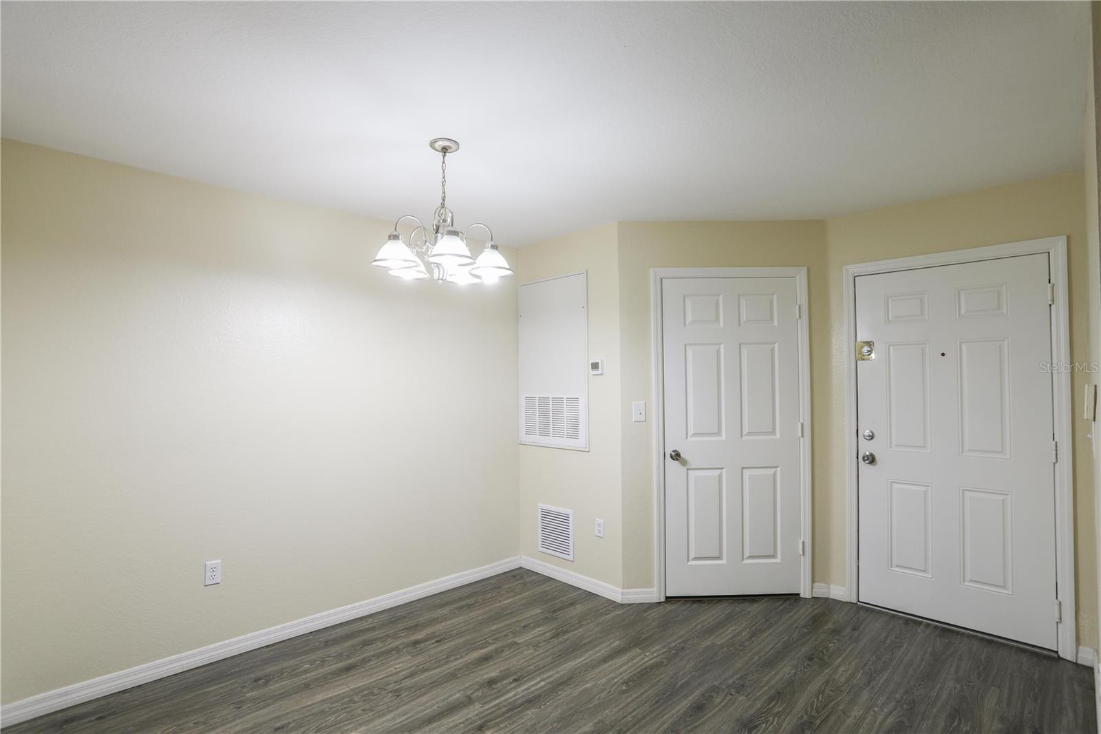 5451 Vineland Road, FL