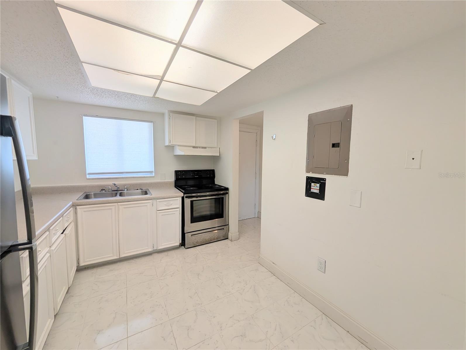4129 Lake Bayshore Drive, FL