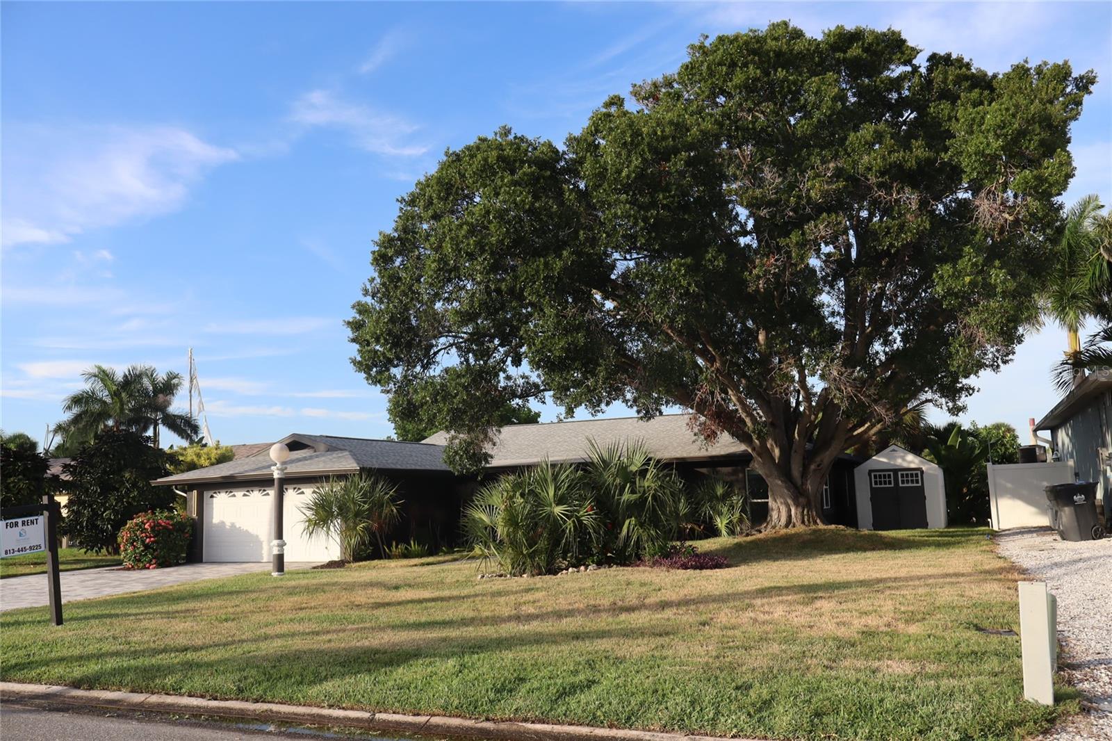 1019 Spindle Palm Way, FL