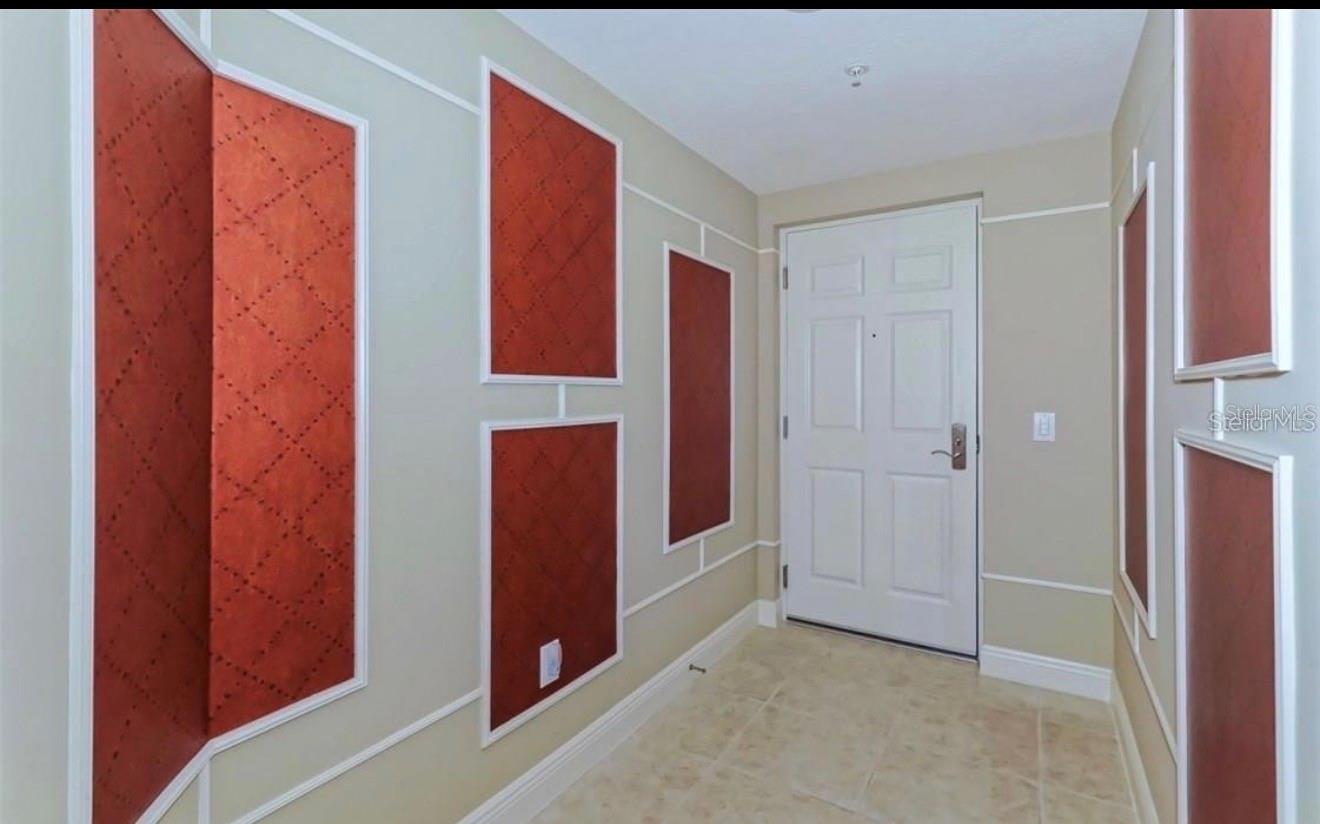 800 Tamiami Trail, FL