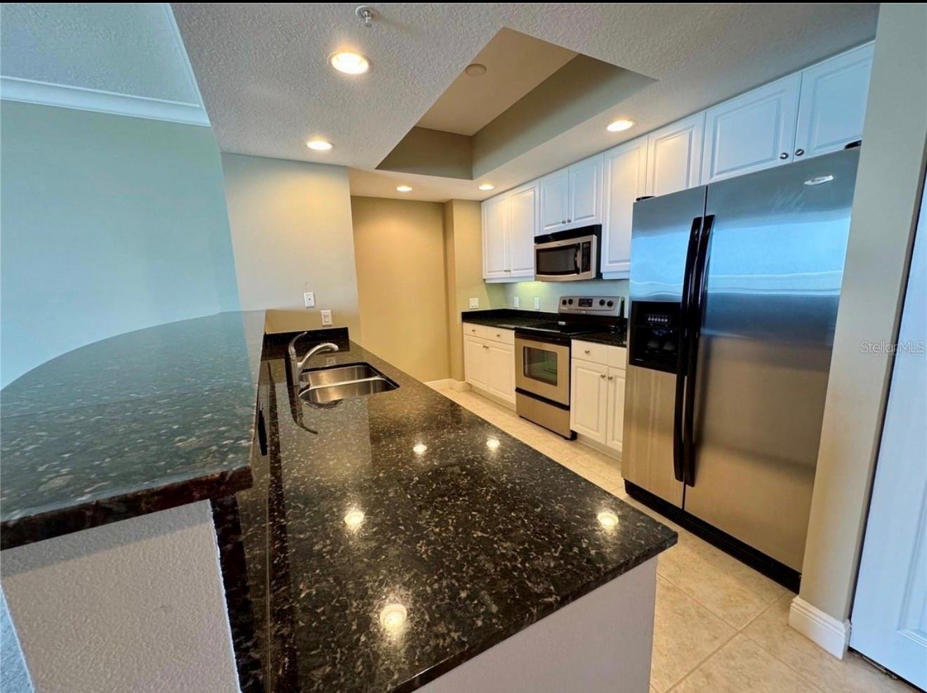800 Tamiami Trail, FL