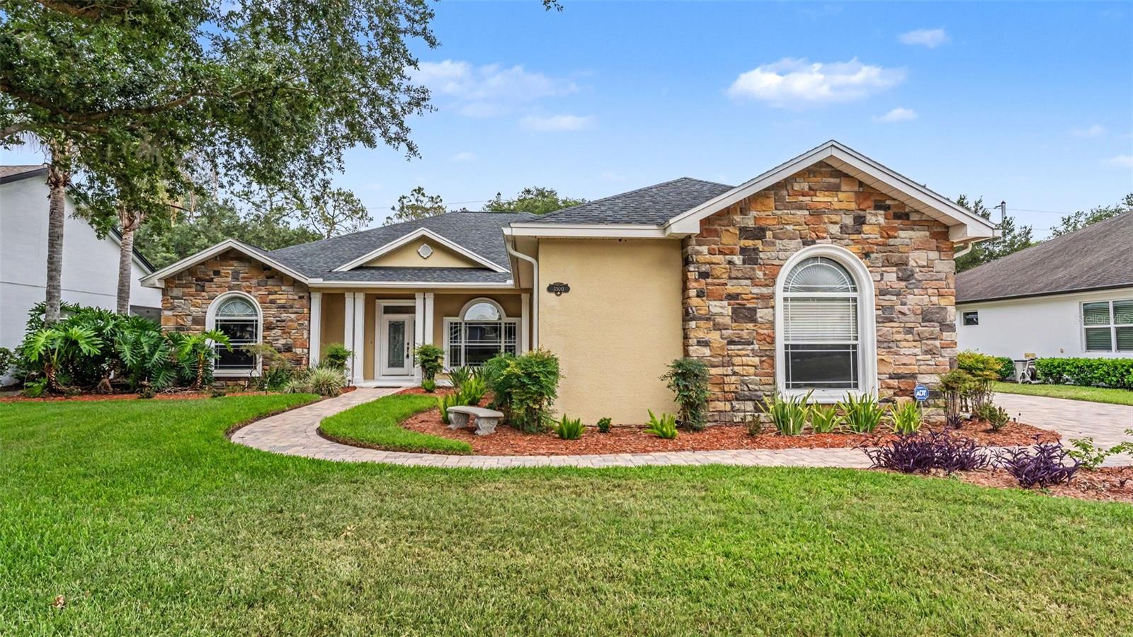 3300 Hawks Ridge Drive, FL