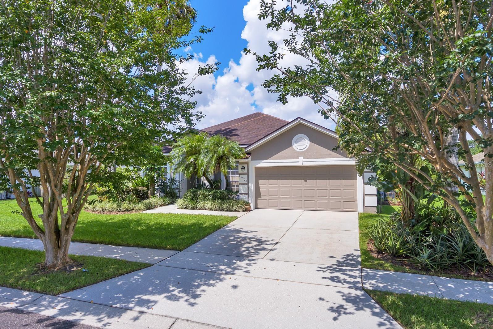 13903 Bluewater Circle, FL