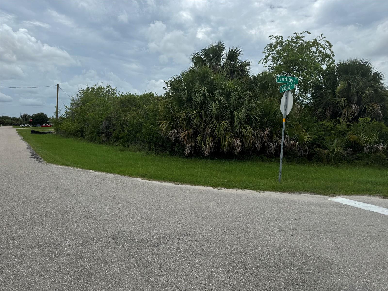 379 Findlay Street, FL