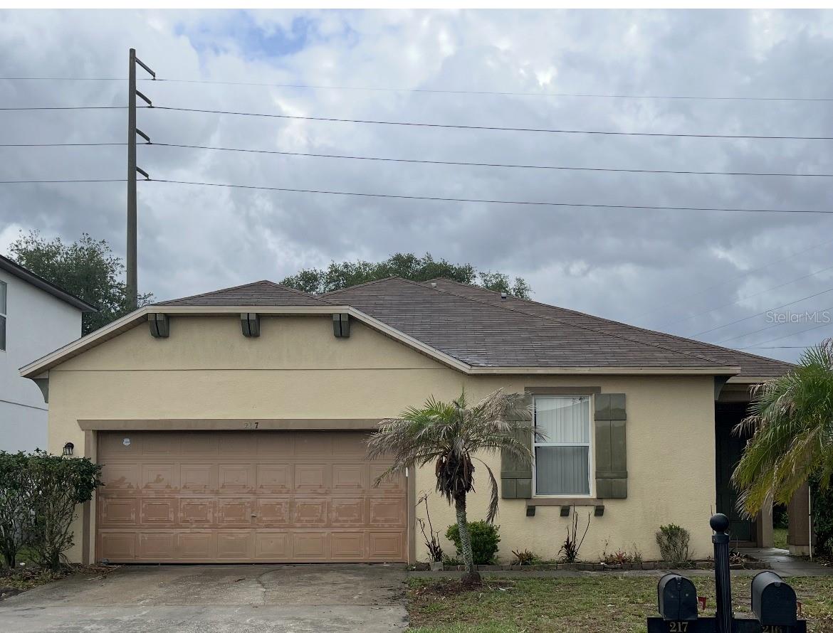 217 Sand Ridge Drive, FL