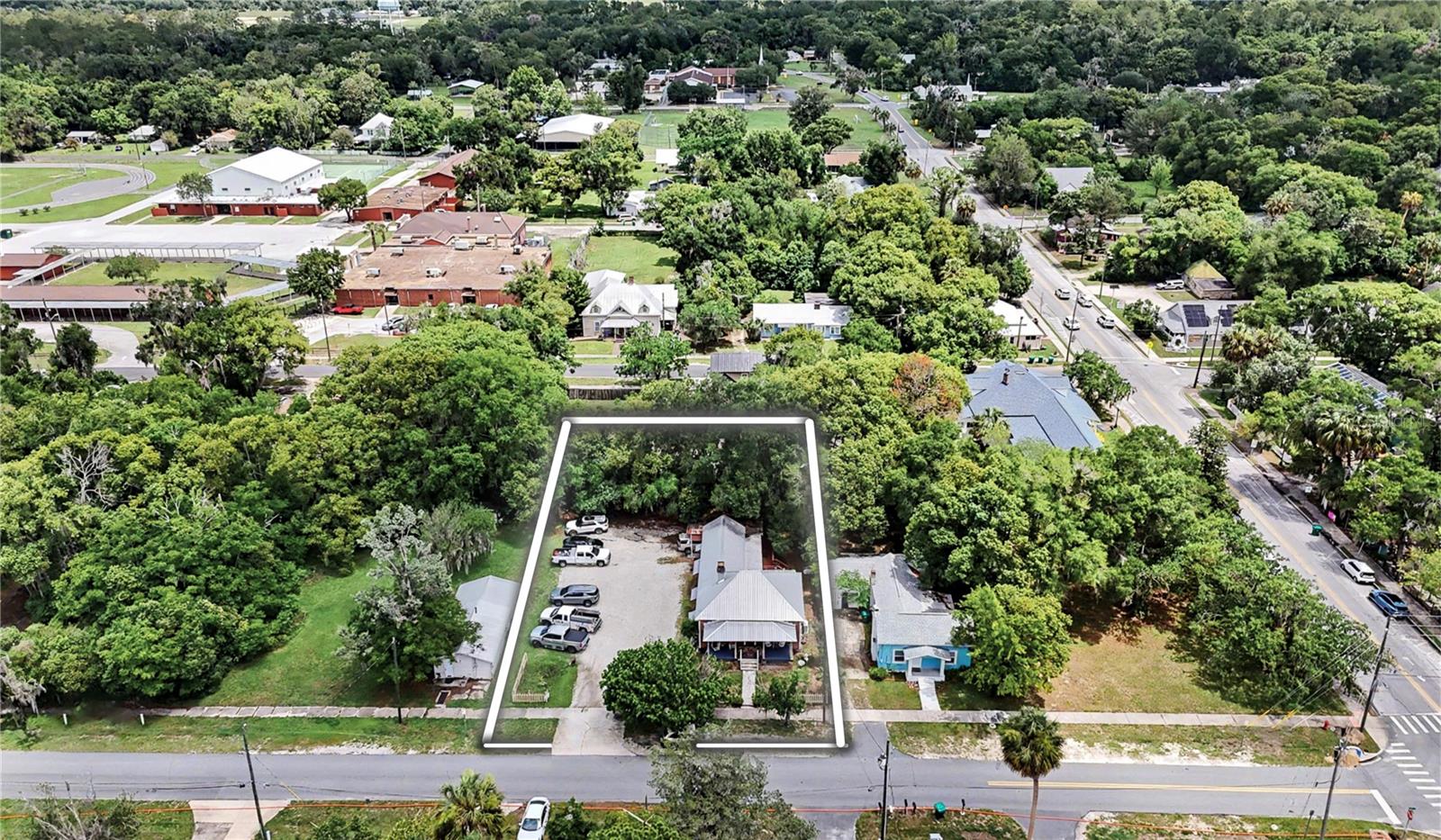 20847 Walnut Street, FL