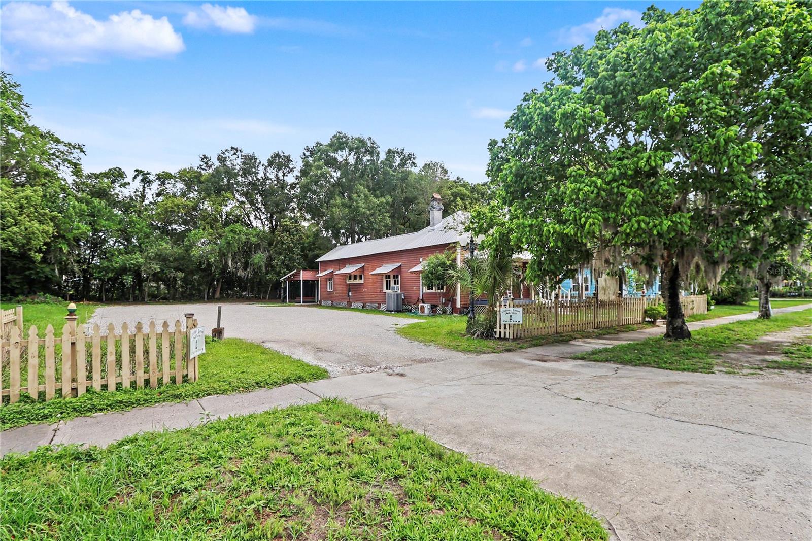 20847 Walnut Street, FL