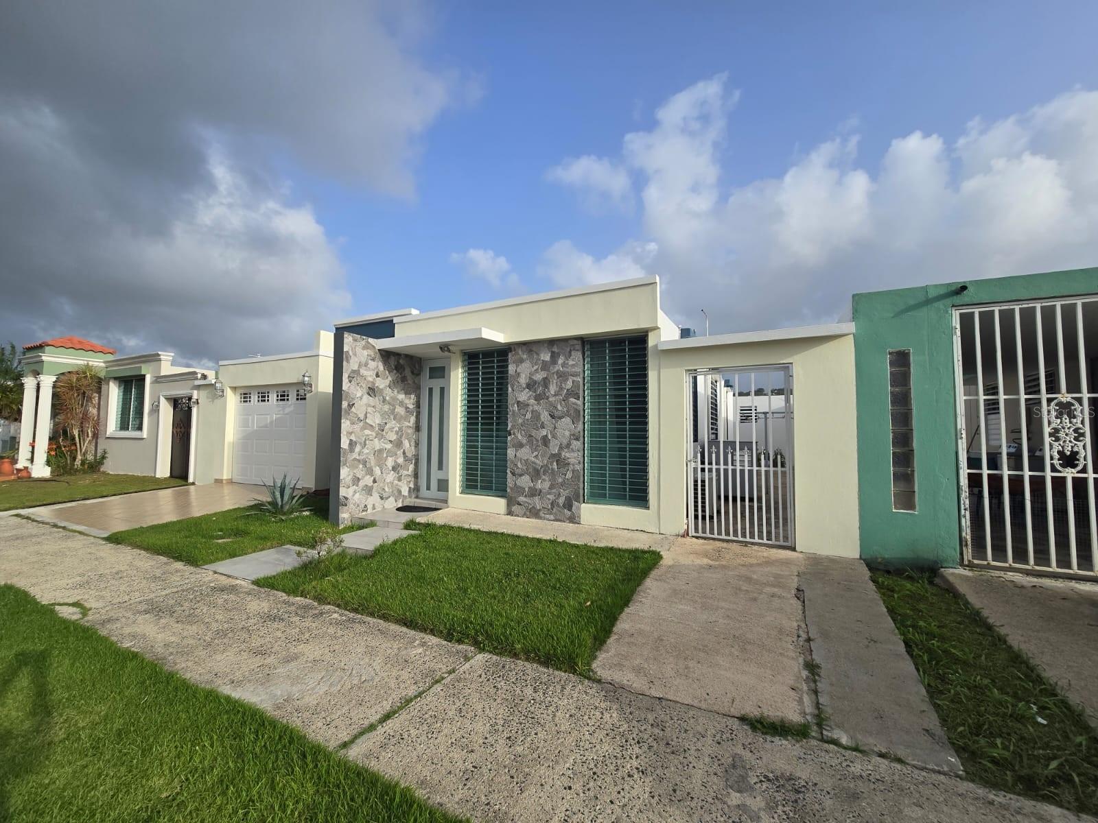 K17 Calle Amistad, PR