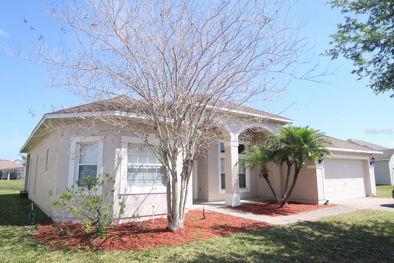 2906 Sweetspire Circle, FL