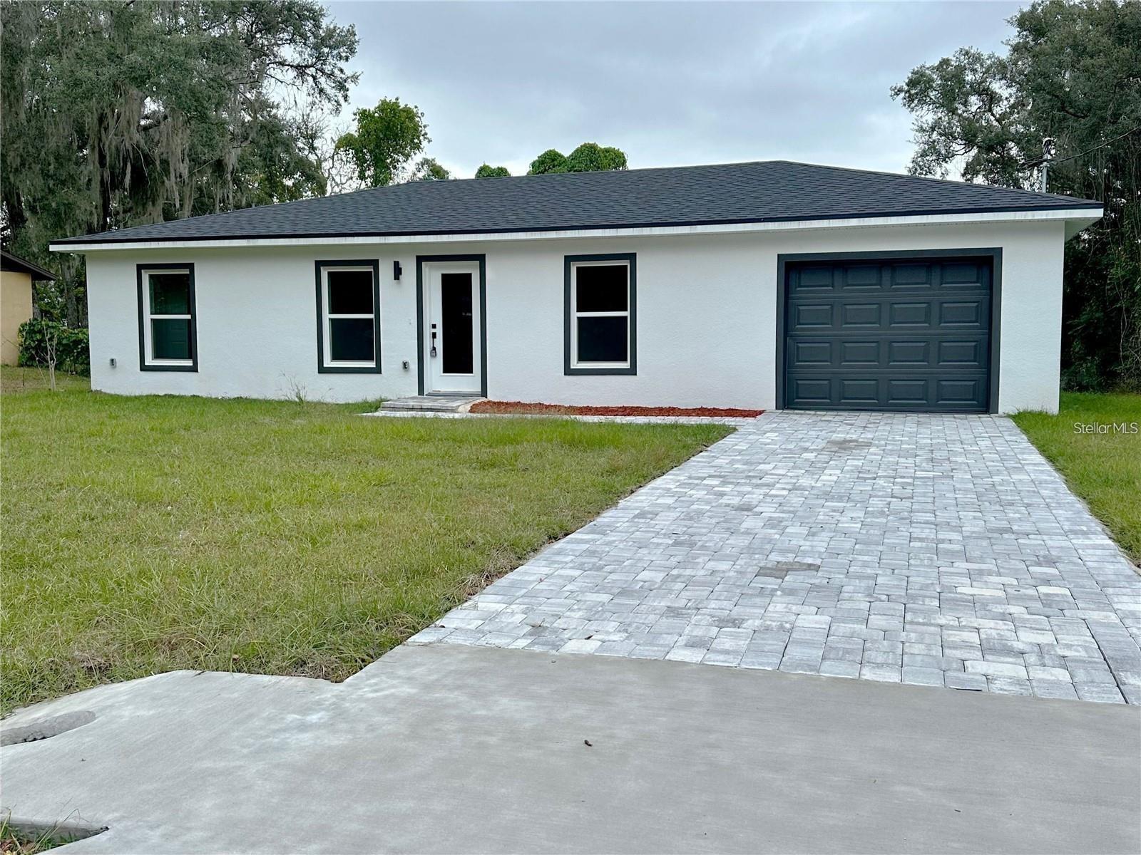 600 Citroen Drive, FL