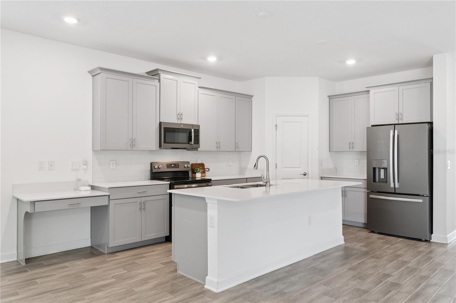 12018 Language Way, FL