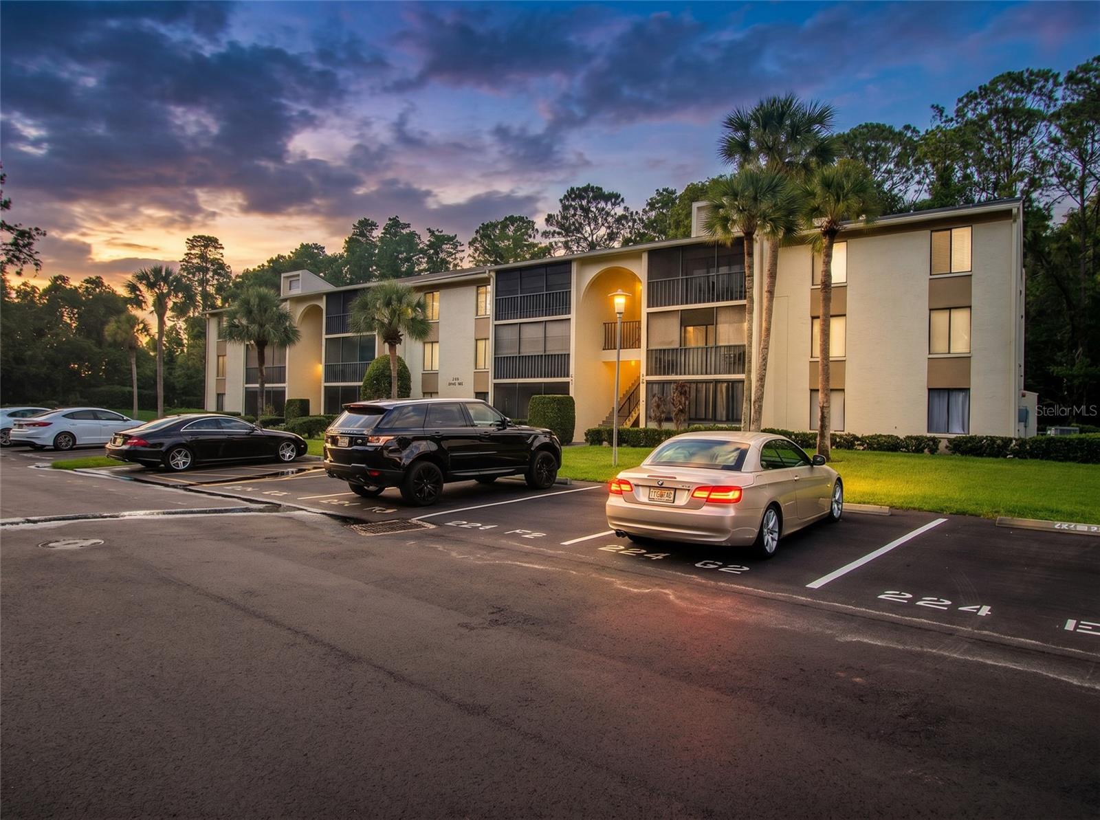 3101 Lake Pine Way, FL