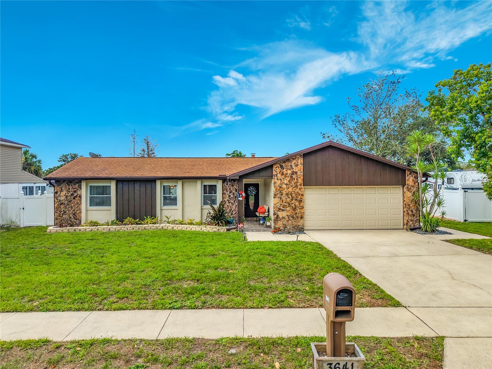 3641 Oak Vista Lane, FL