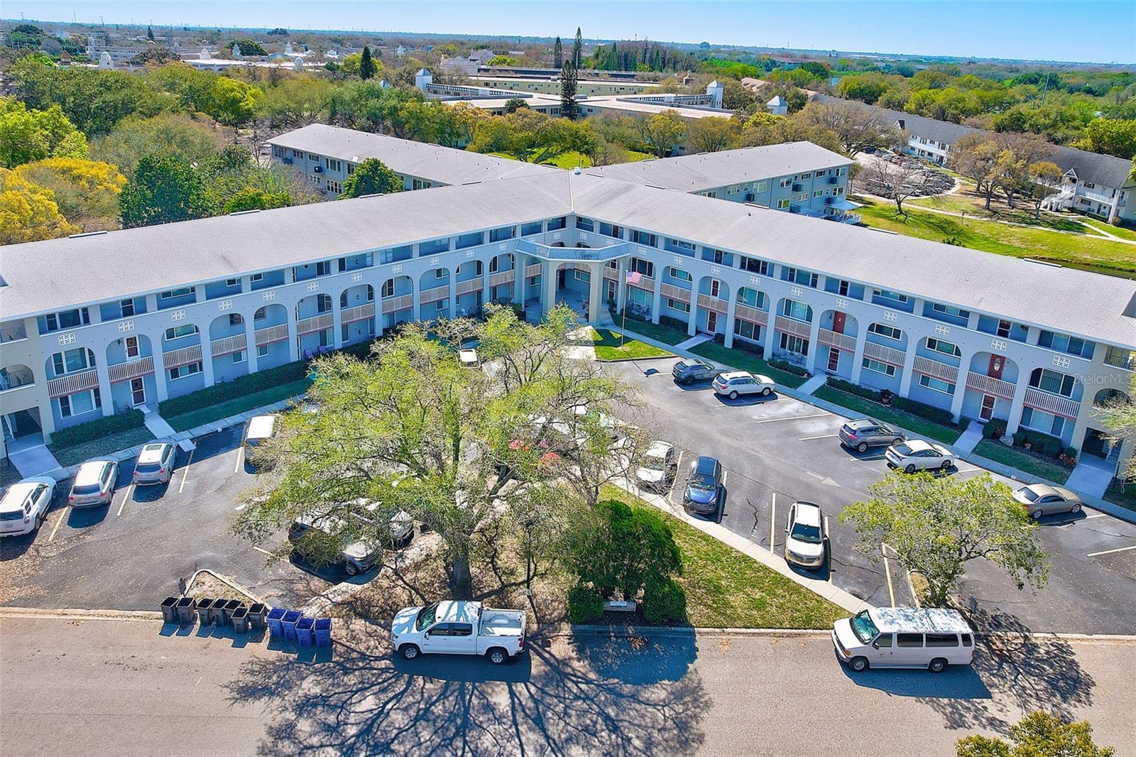 2229 Americus Boulevard, FL