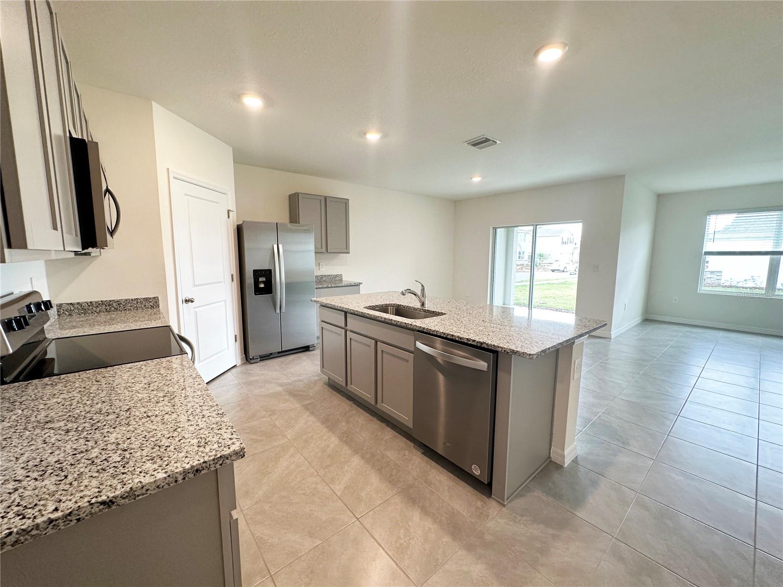 5105 Vecchio Court, FL