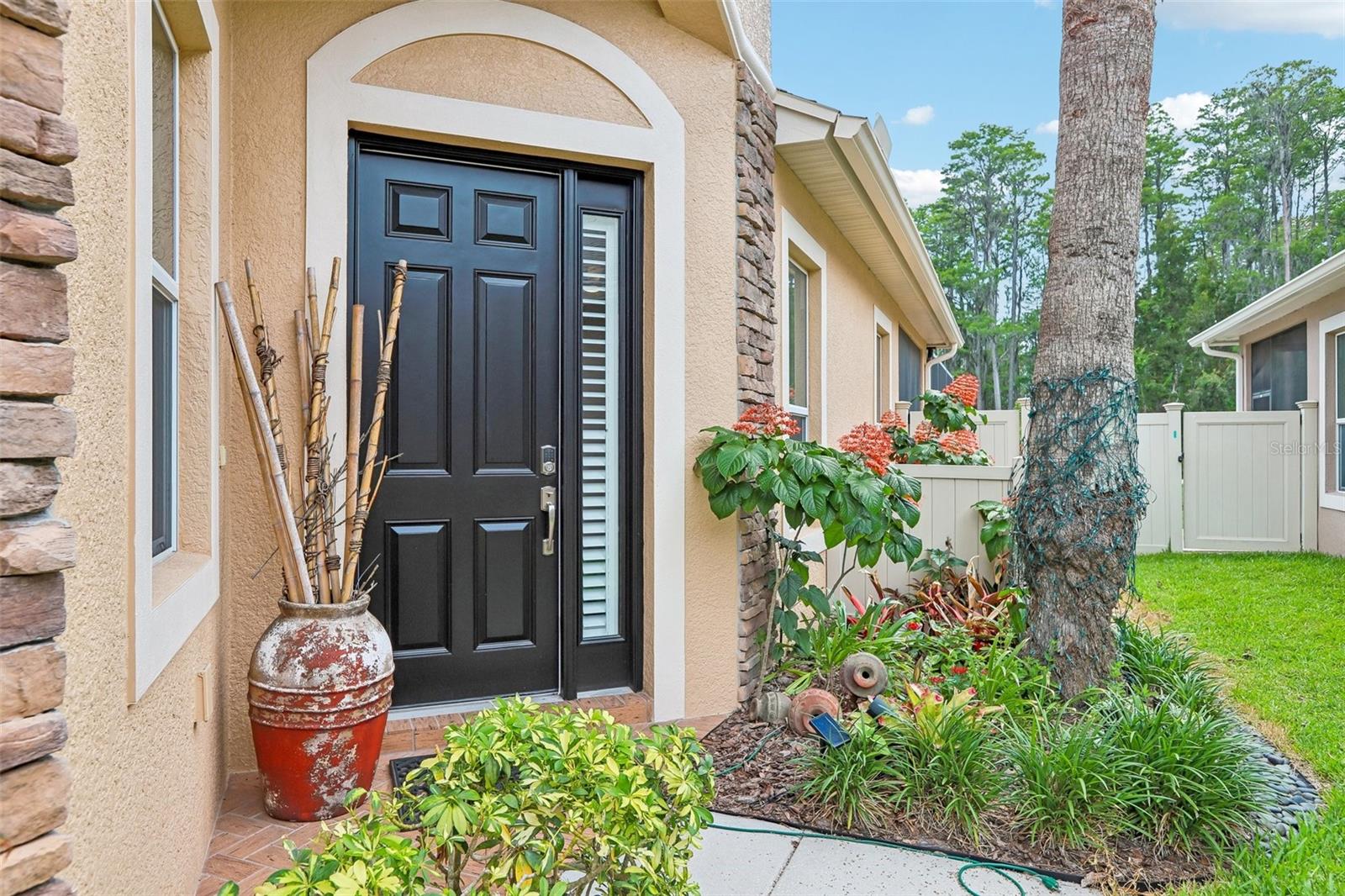 20932 Amanda Oak Court, FL