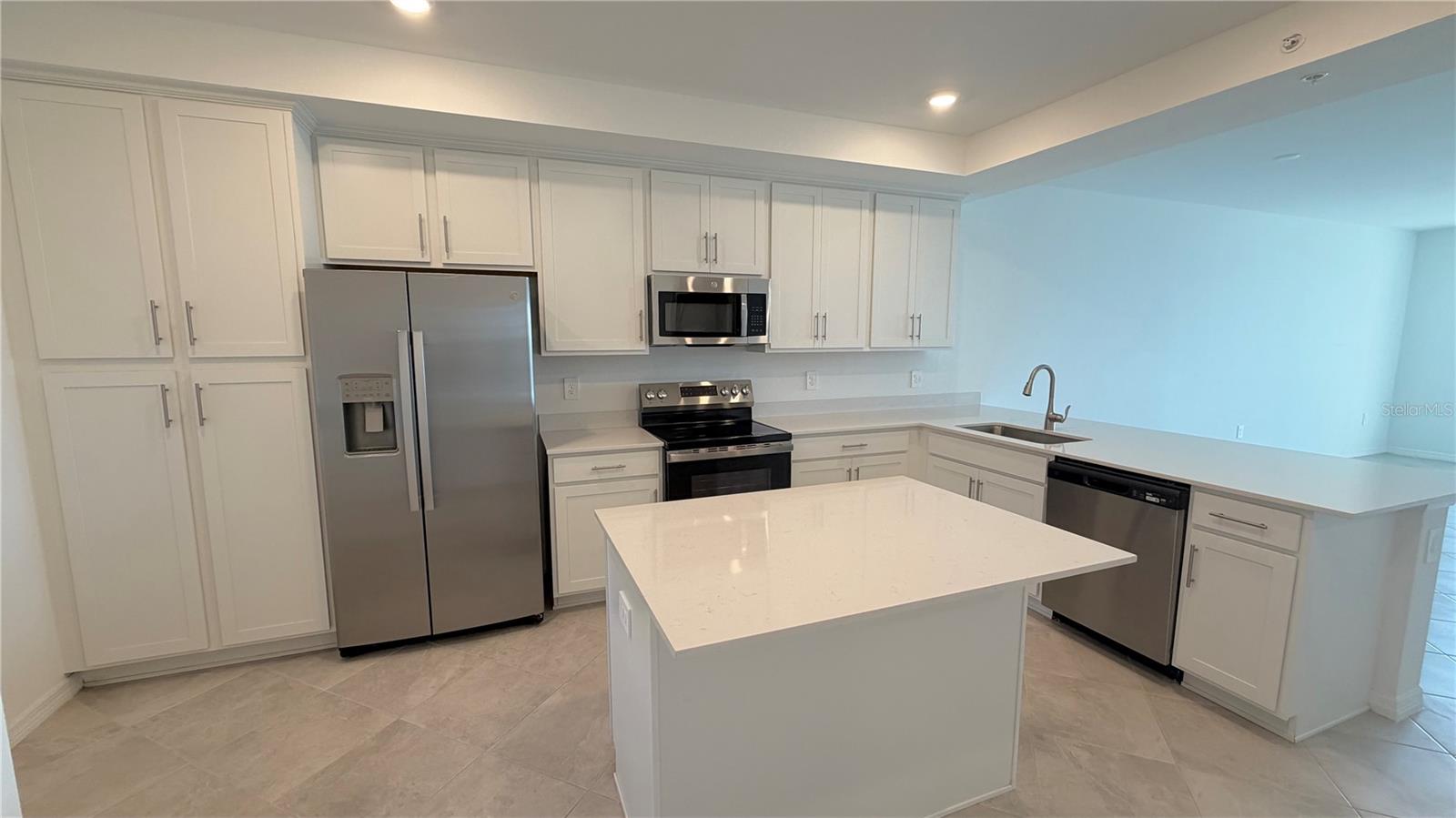 19116 Scallop Loop, FL