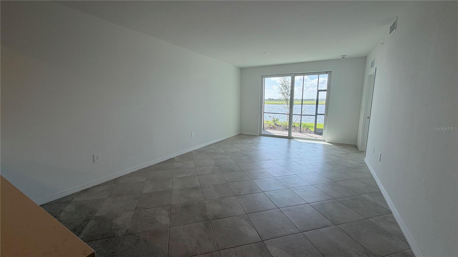 19116 Scallop Loop, FL
