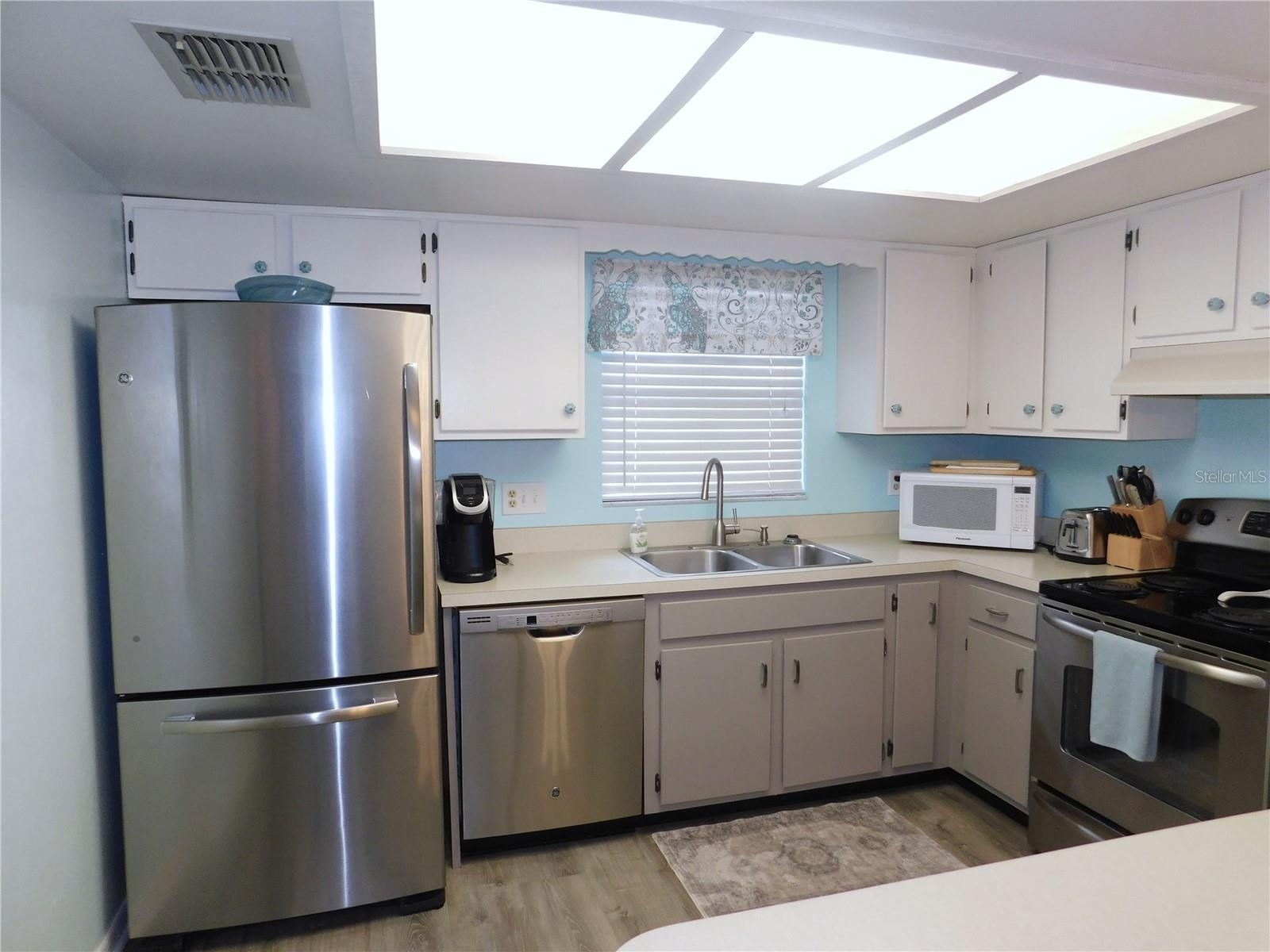 1400 Tarpon Woods Boulevard, FL